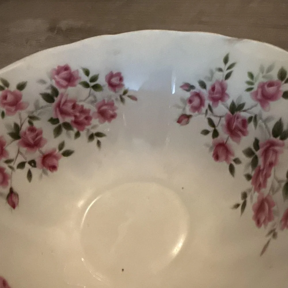 Royale Garden Fine China Pedestal Bowl Staffs England Vintage